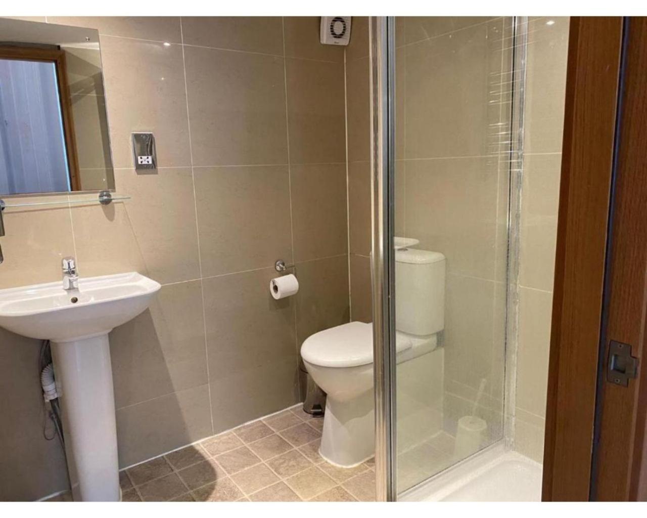 Апартаменты Fg1- Ground Flr Flat Good For 4- Near Hyde Park Лондон Номер фото